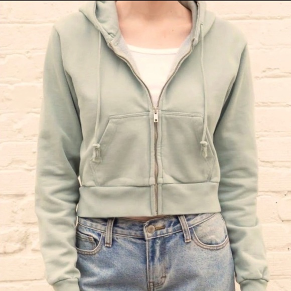 Brandy Melville cropped zip up sea foam green - Picture 3 of 3